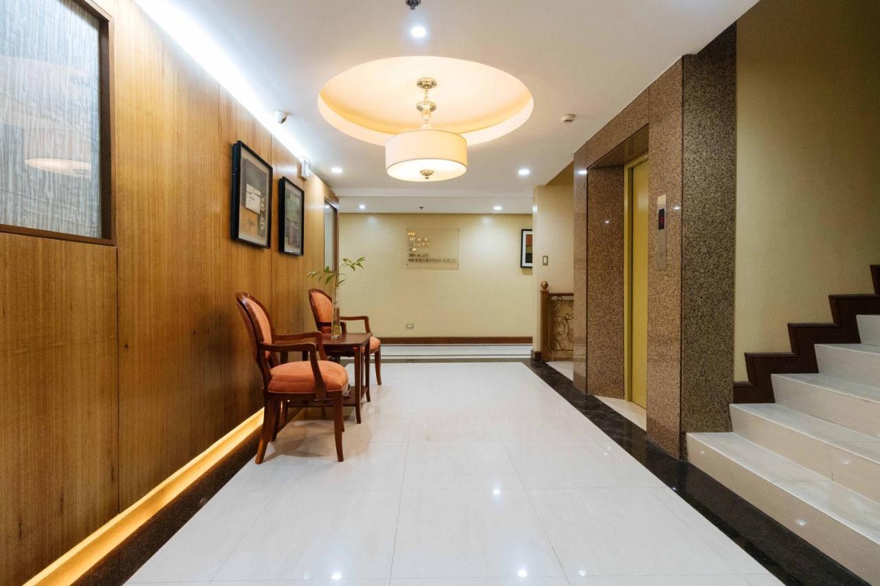 Reddoorz Plus Near Vito Cruz Manila Exterior photo